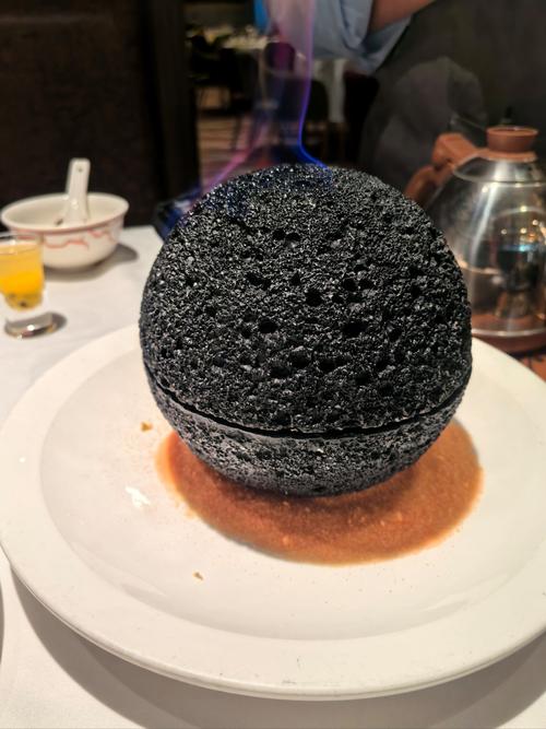 网红甜品黑暗料理频出，靠猎奇博眼球能火多久？