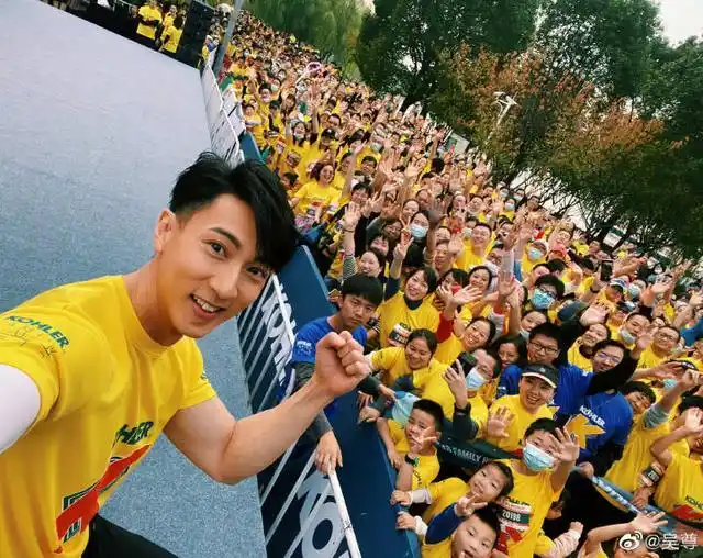 辰亦儒40岁生日感想_汪东城是否退出娱乐圈_吴尊飞轮海合体可能性