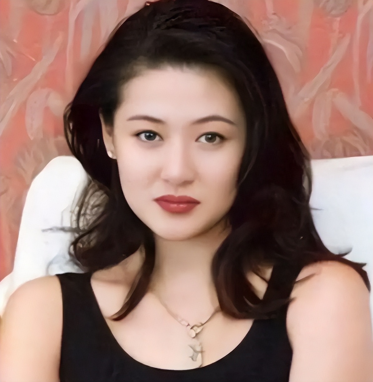 香港娱乐圈四大癫王_古惠珍 香港娱乐圈特殊饭局 娱乐圈潜规则