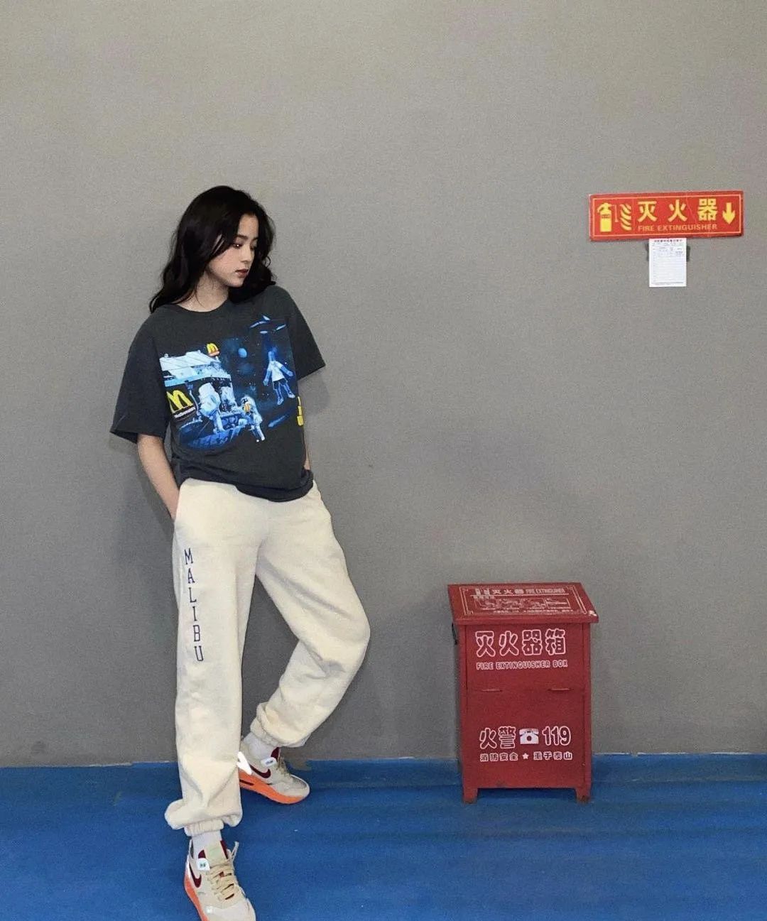 晚装女明星_春季时尚趋势_女明星红毯穿搭