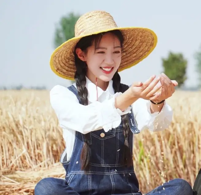 网红麦小登直播带货争议_网红麦小登黑料,_农村女孩短视频带货