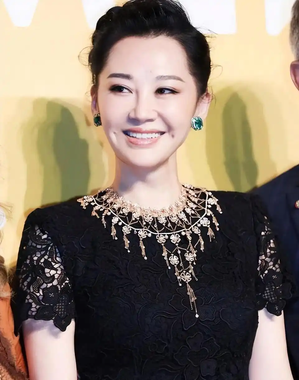 景甜郭晶晶刘亦菲朱珠许晴陈红_天生富贵相女星_旺夫面相的女明星